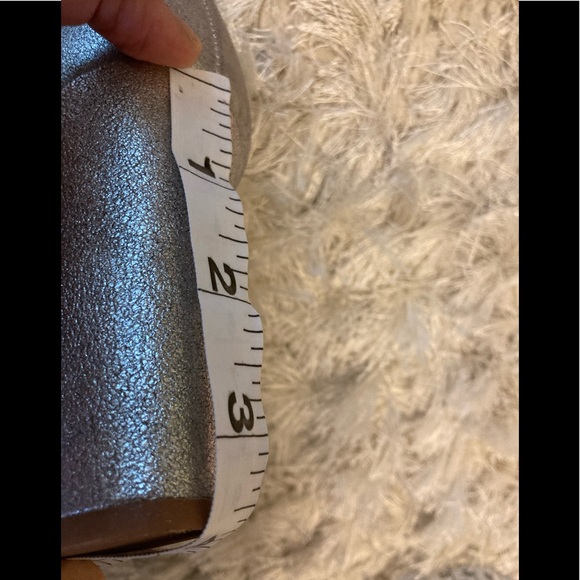 🆕🚺💟NINE WEST SILVER LEATHER BOOTS💟🚺🆕 - Picture 11 of 12